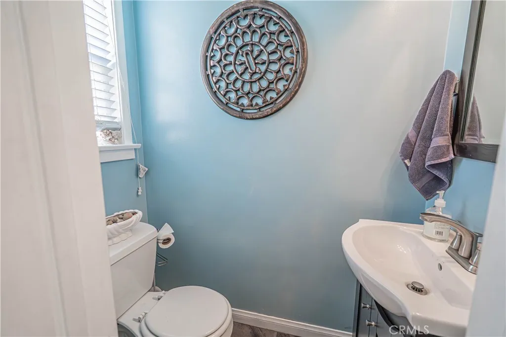 2429 Exposition Place, Los Angeles, California 90018 home-pic-14